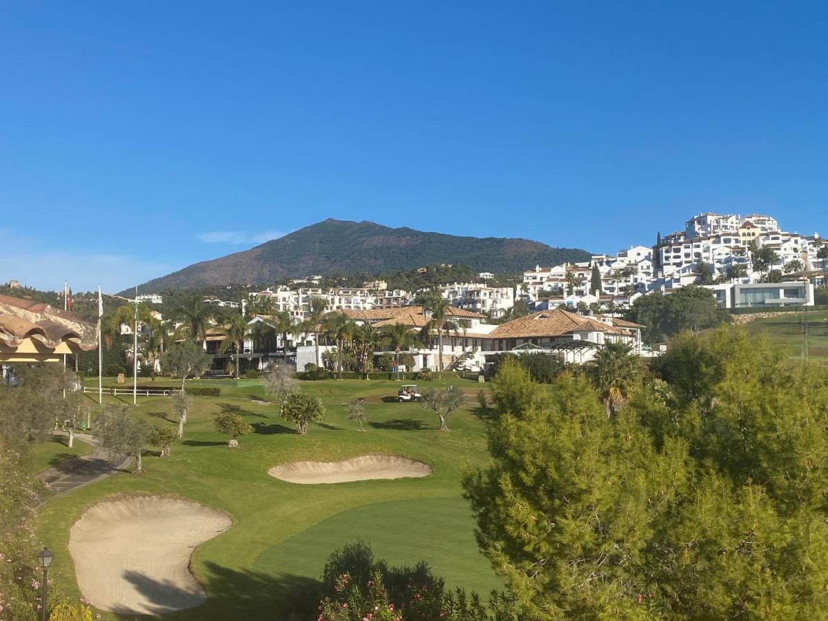 Huge Rooftop Solarium With See View - 3 Rooms Benahavis Exterior photo