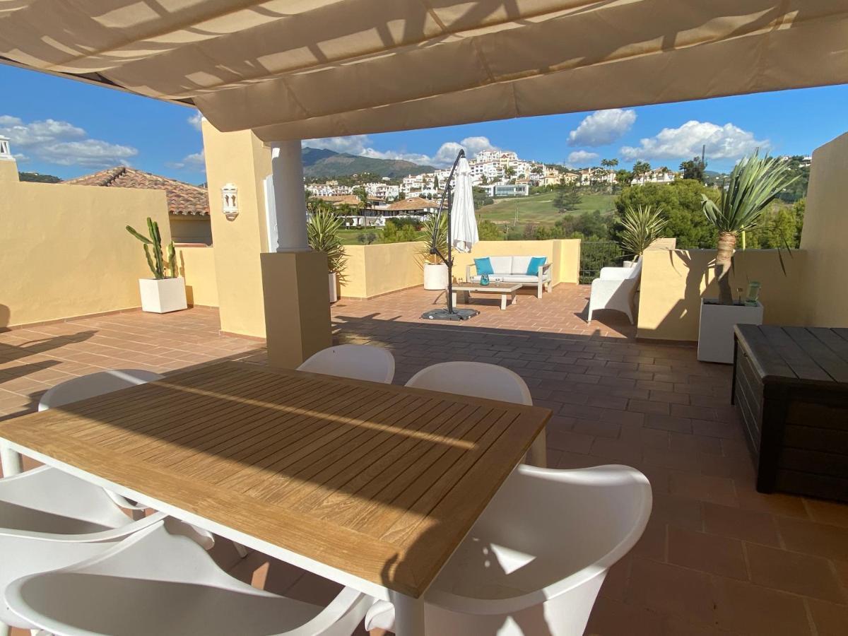Huge Rooftop Solarium With See View - 3 Rooms Benahavis Exterior photo