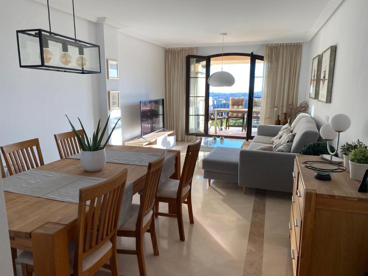 Huge Rooftop Solarium With See View - 3 Rooms Benahavis Exterior photo