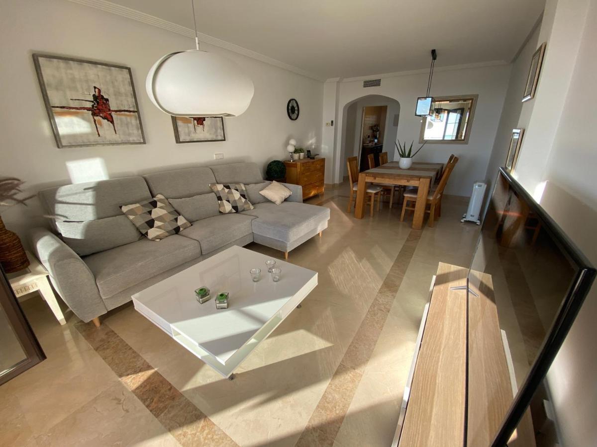 Huge Rooftop Solarium With See View - 3 Rooms Benahavis Exterior photo