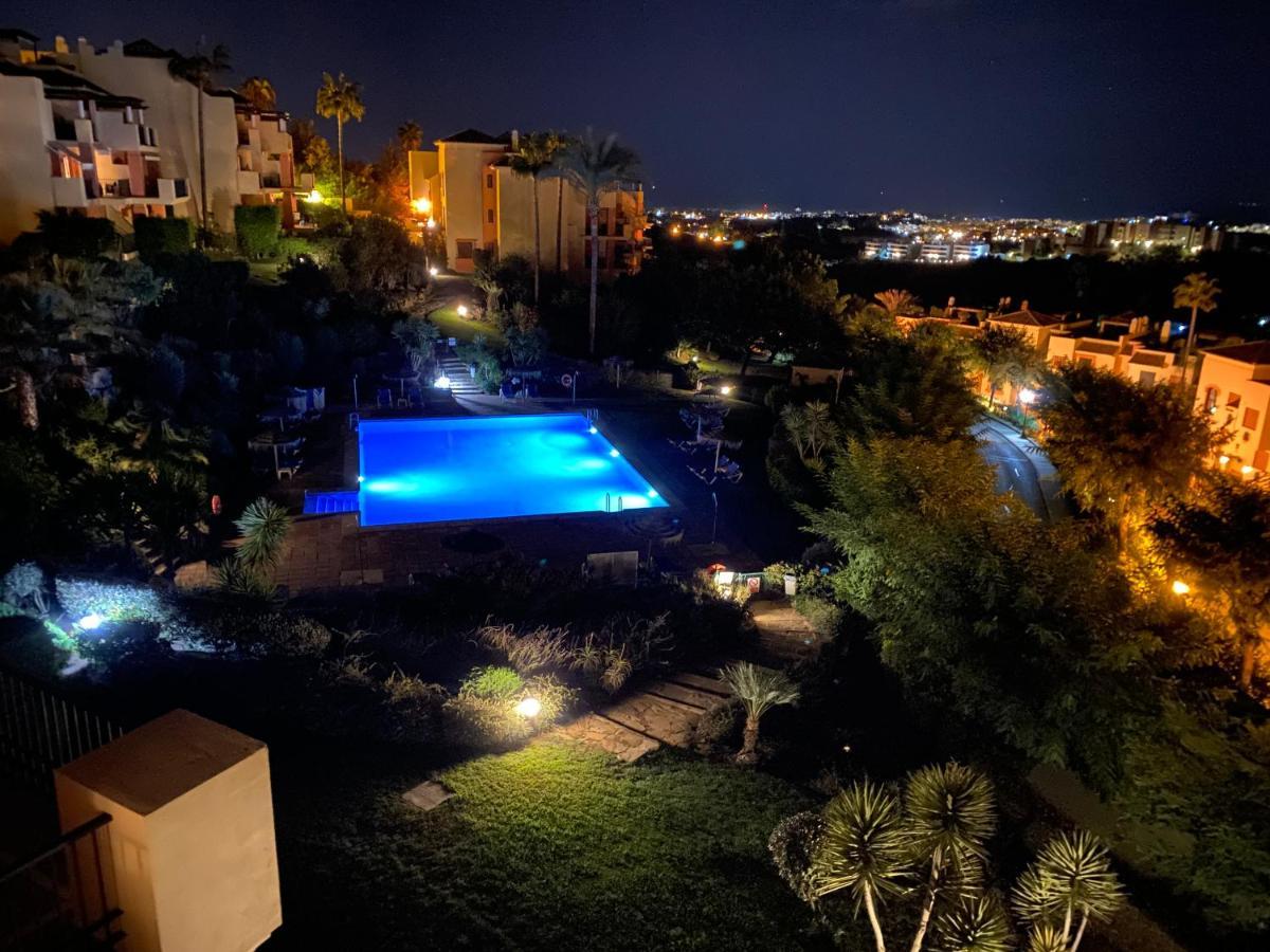 Huge Rooftop Solarium With See View - 3 Rooms Benahavis Exterior photo