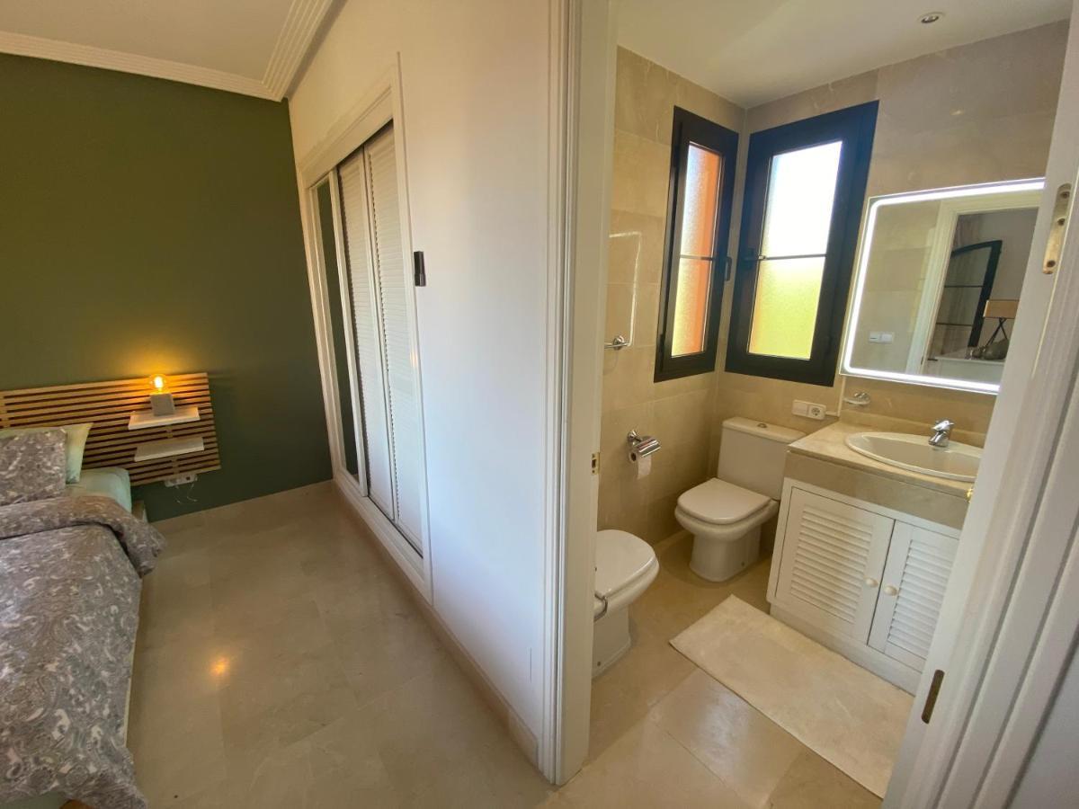 Huge Rooftop Solarium With See View - 3 Rooms Benahavis Exterior photo