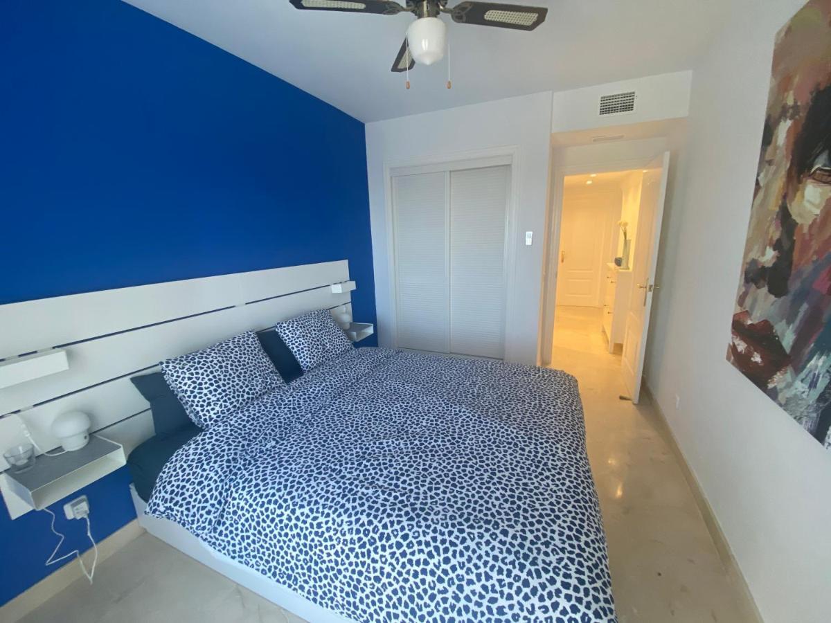 Huge Rooftop Solarium With See View - 3 Rooms Benahavis Exterior photo